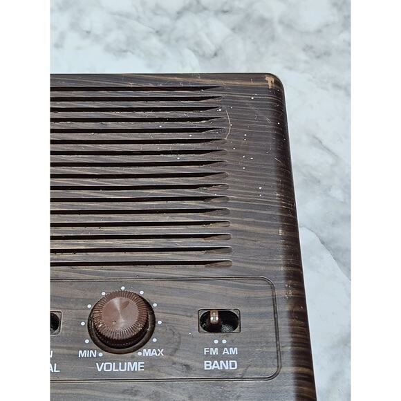 Panasonic RC-65 Vintage Radio Alarm Clock Faux Woodgrain Tested Works Great - Picture 6 of 12